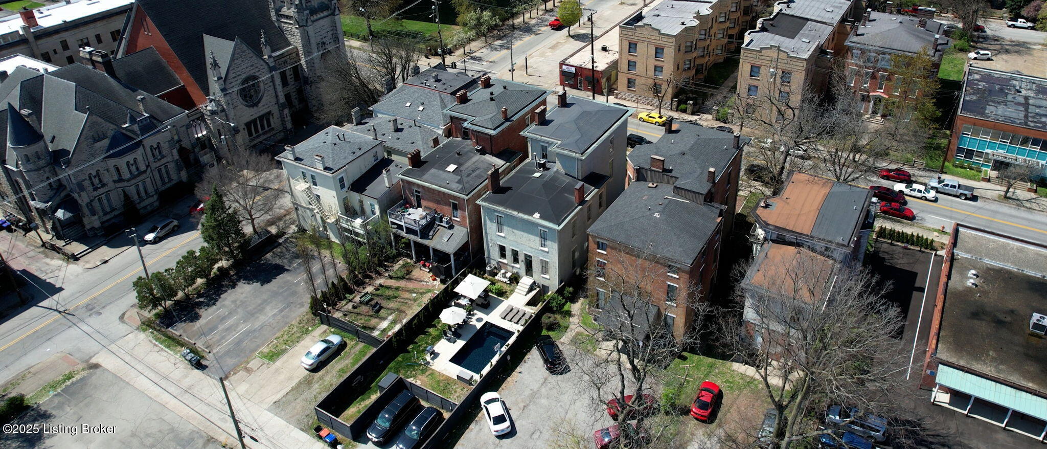 1031 S 4th St