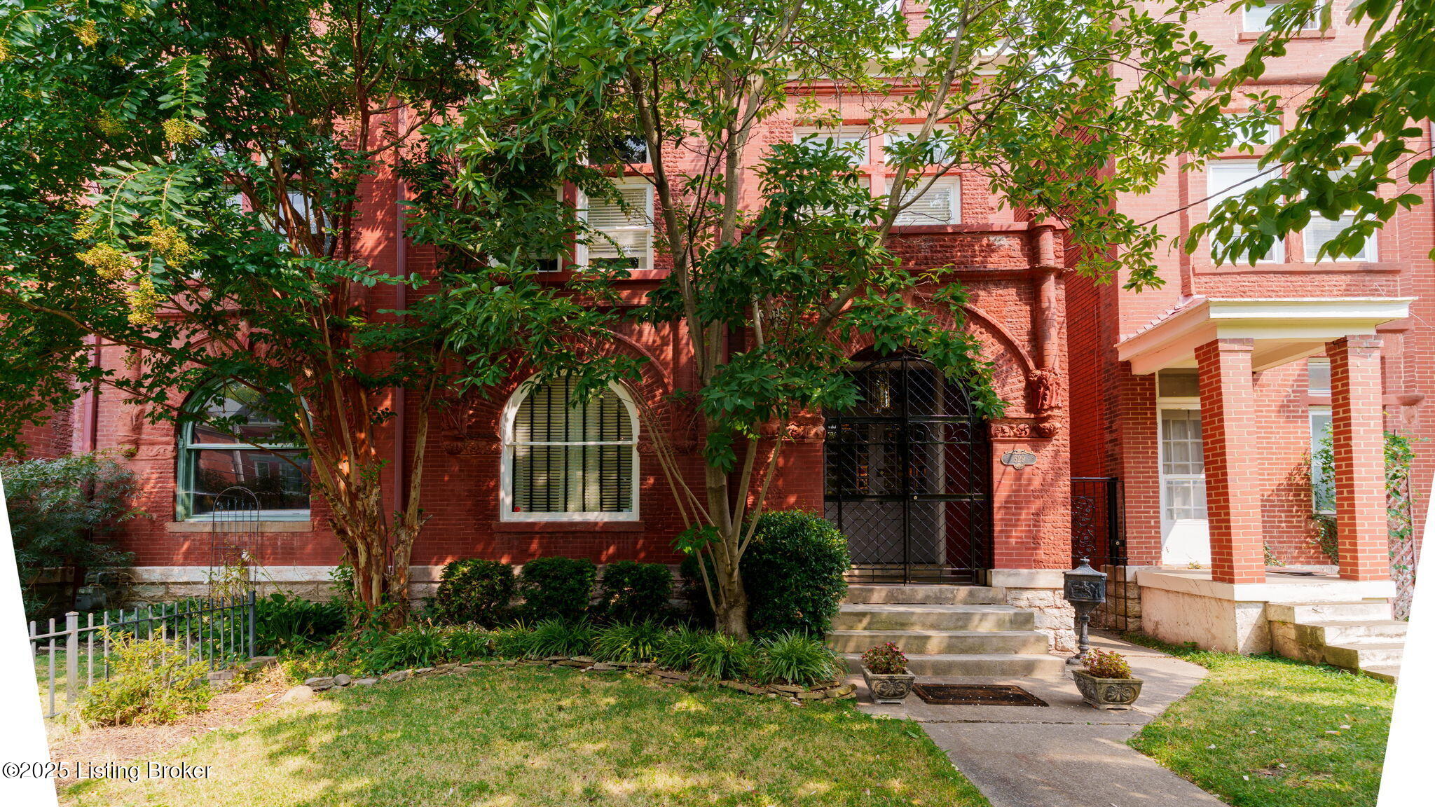 529 W St Catherine St