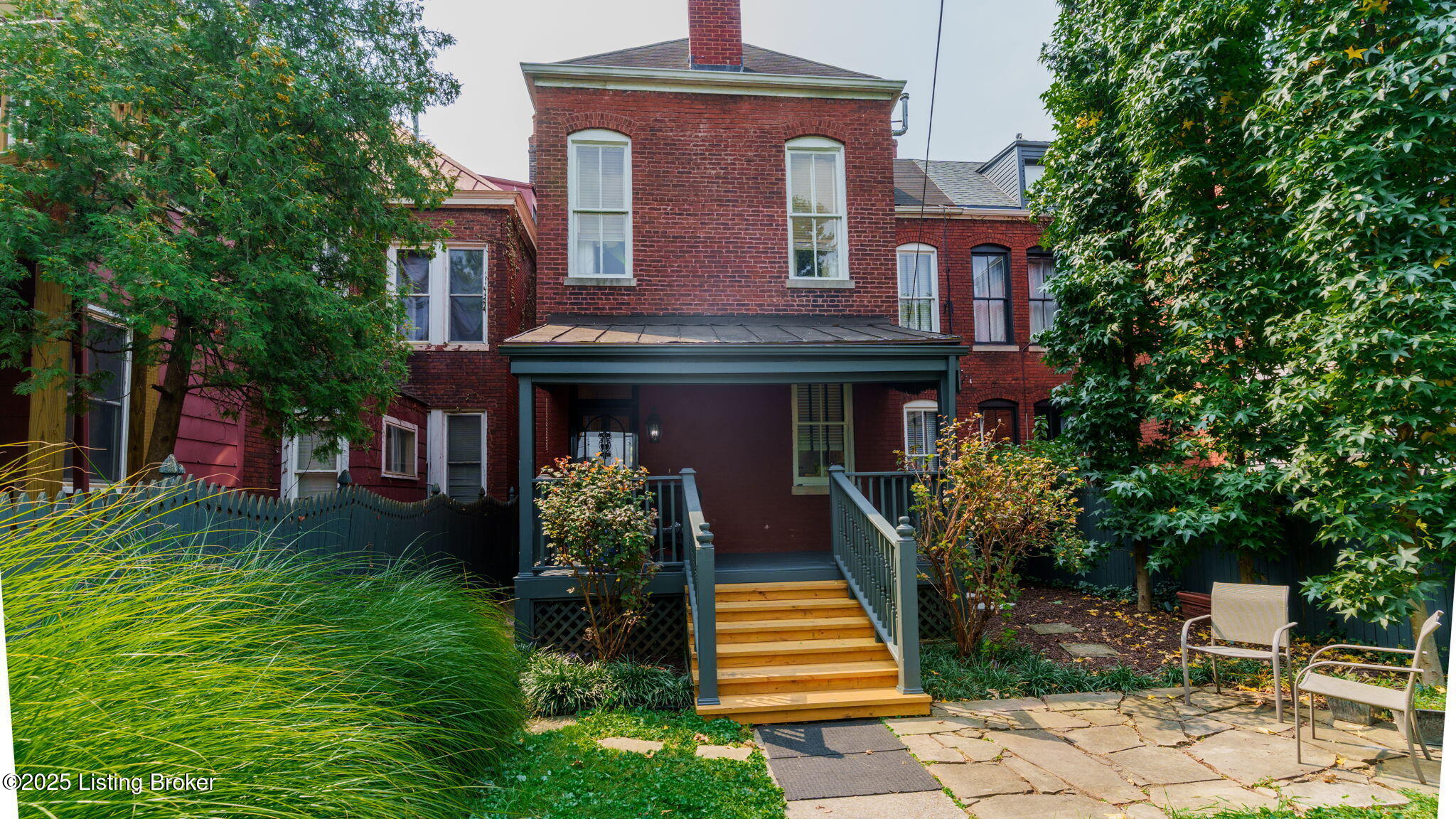 529 W St Catherine St