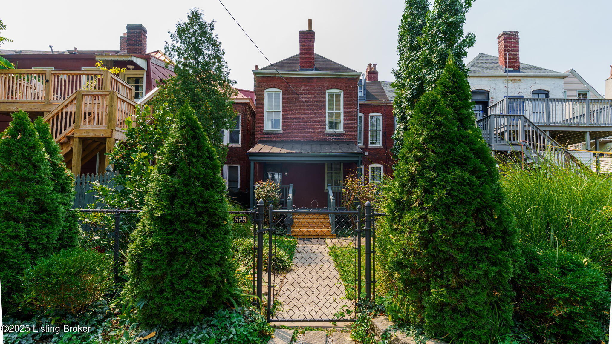 529 W St Catherine St