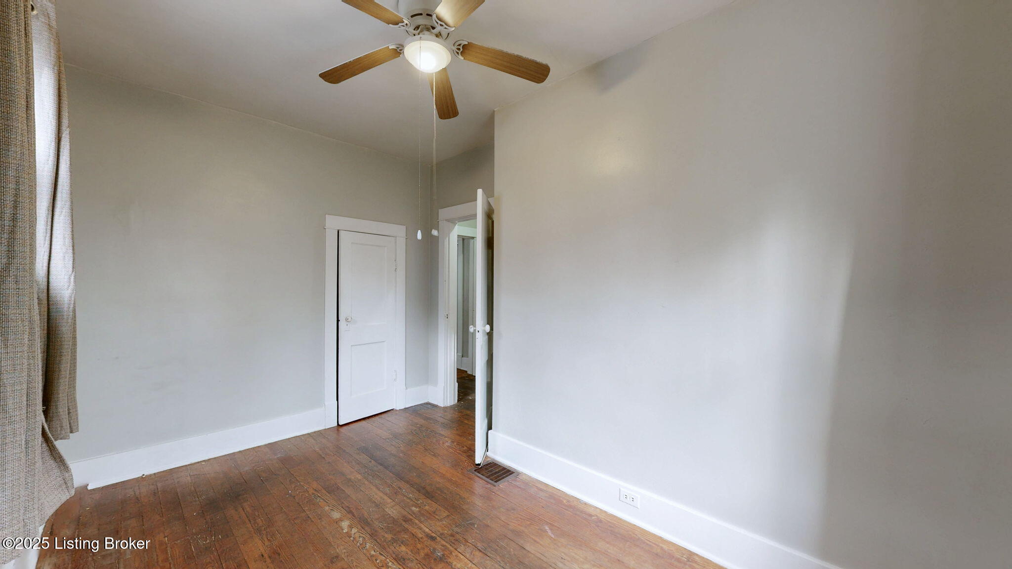 1034 Dixon Ave