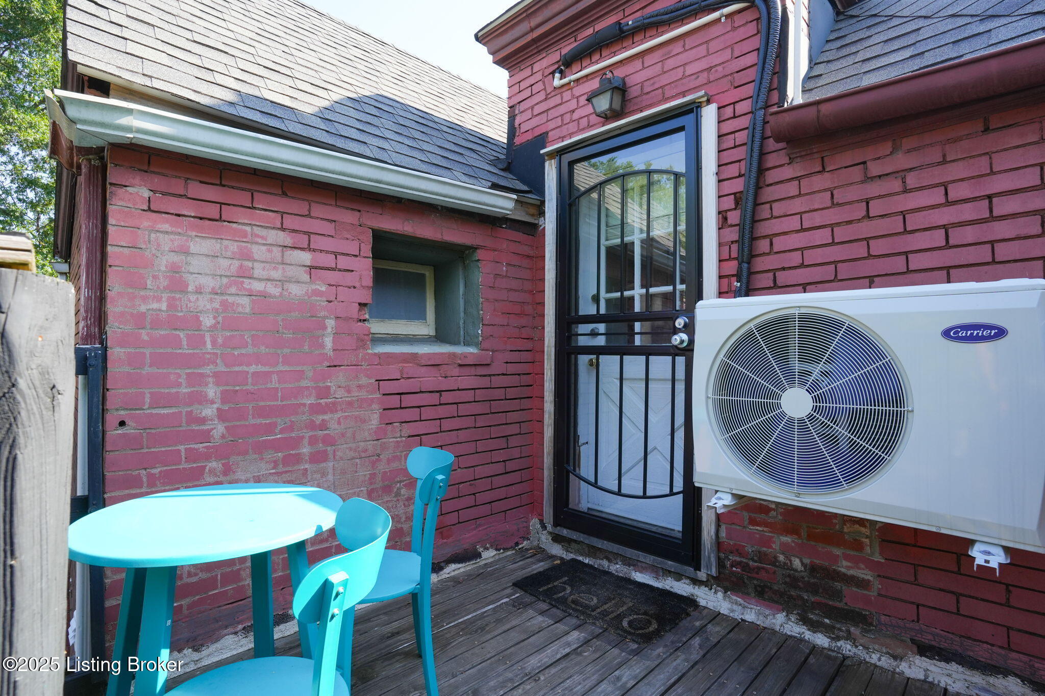 1468 S 4th St