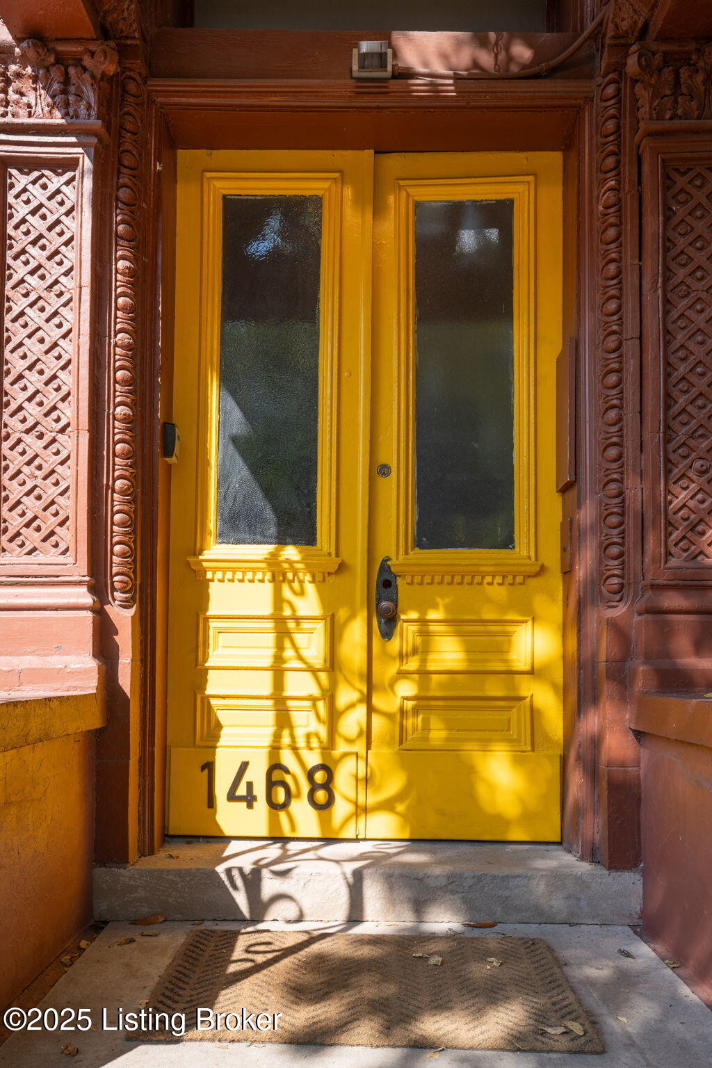 1468 S 4th St