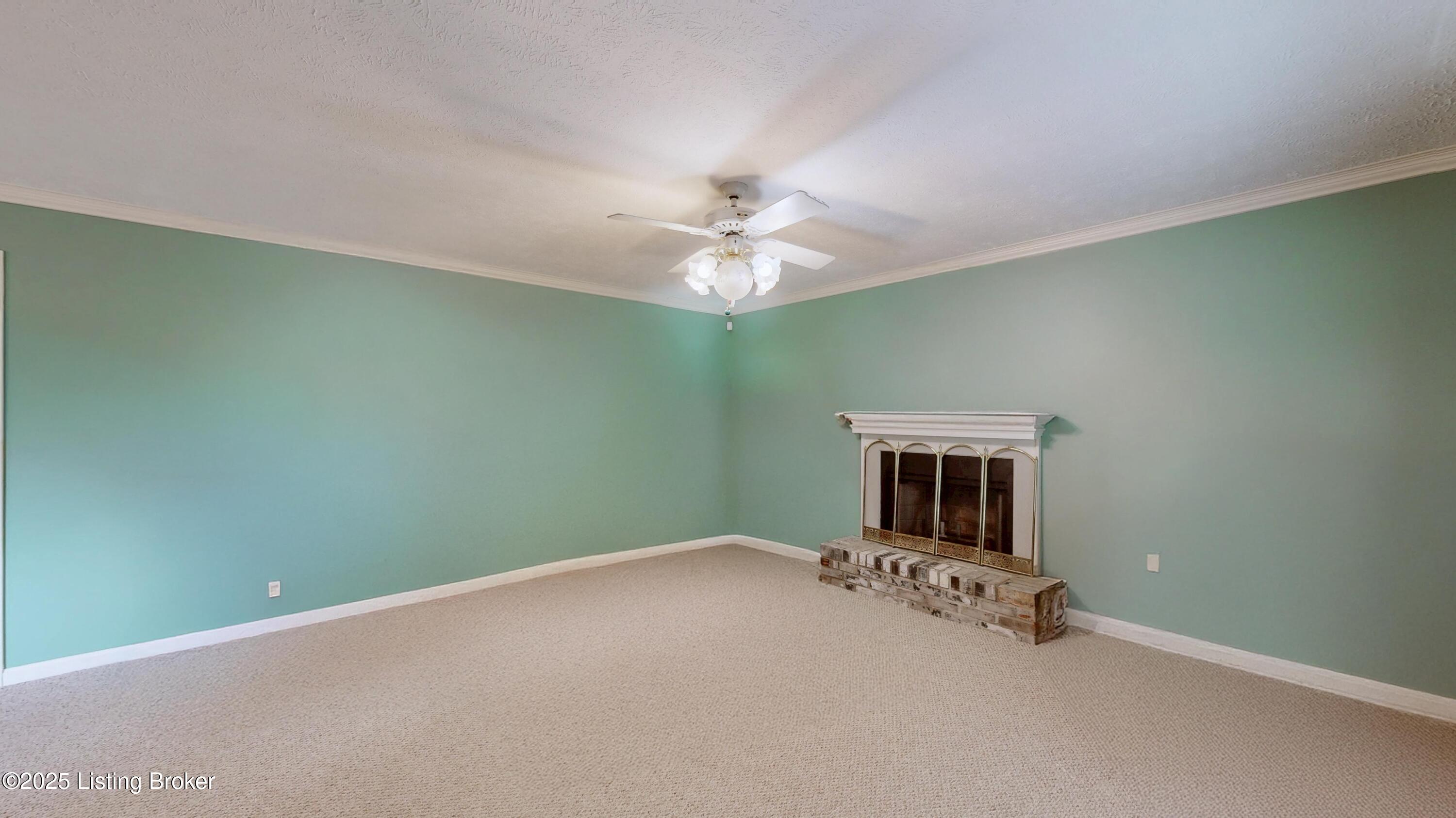 7804 Apple Valley Dr