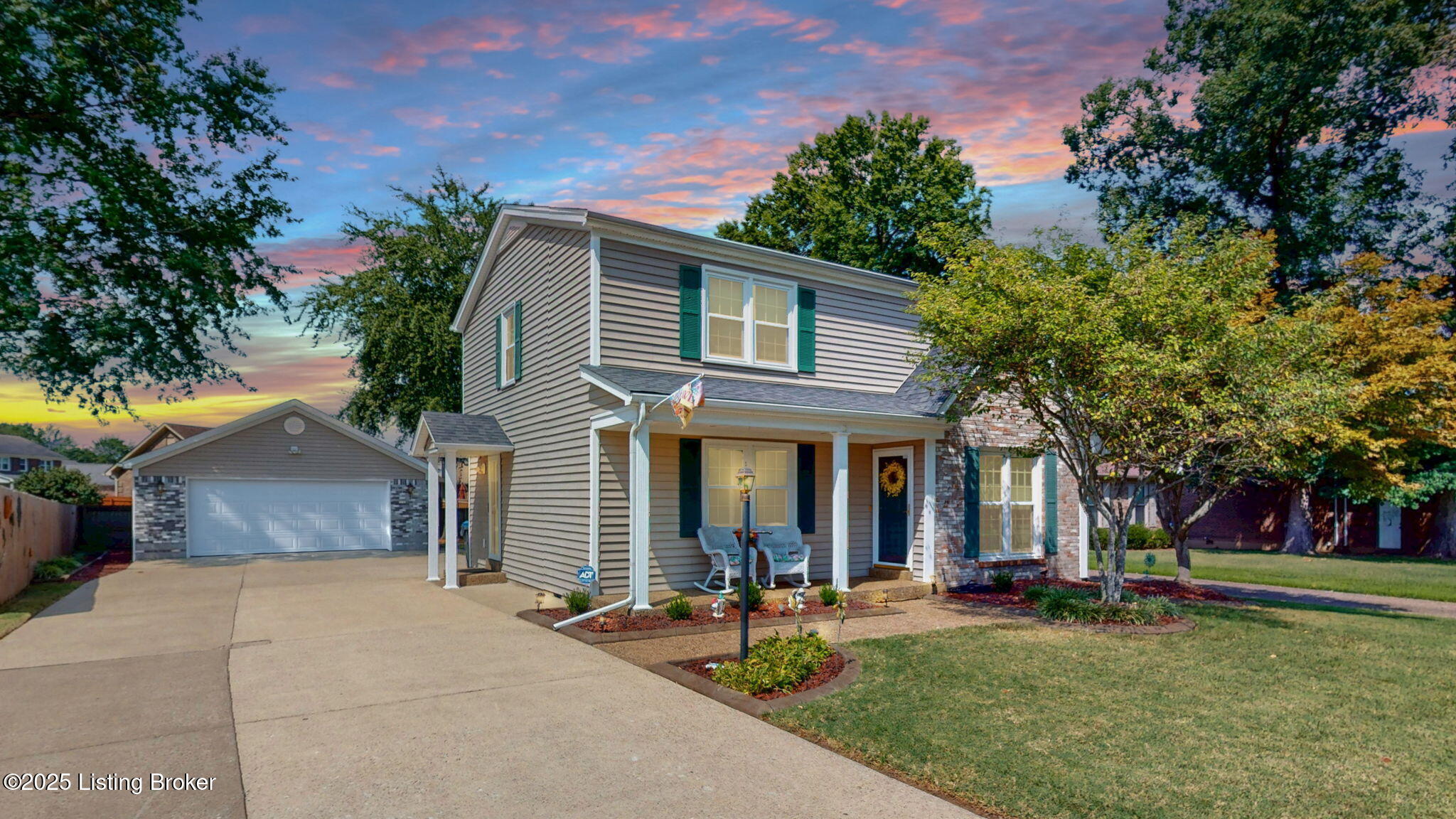 7804 Apple Valley Dr