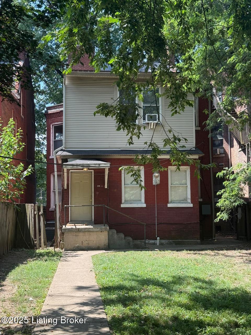 1241 S 1st St