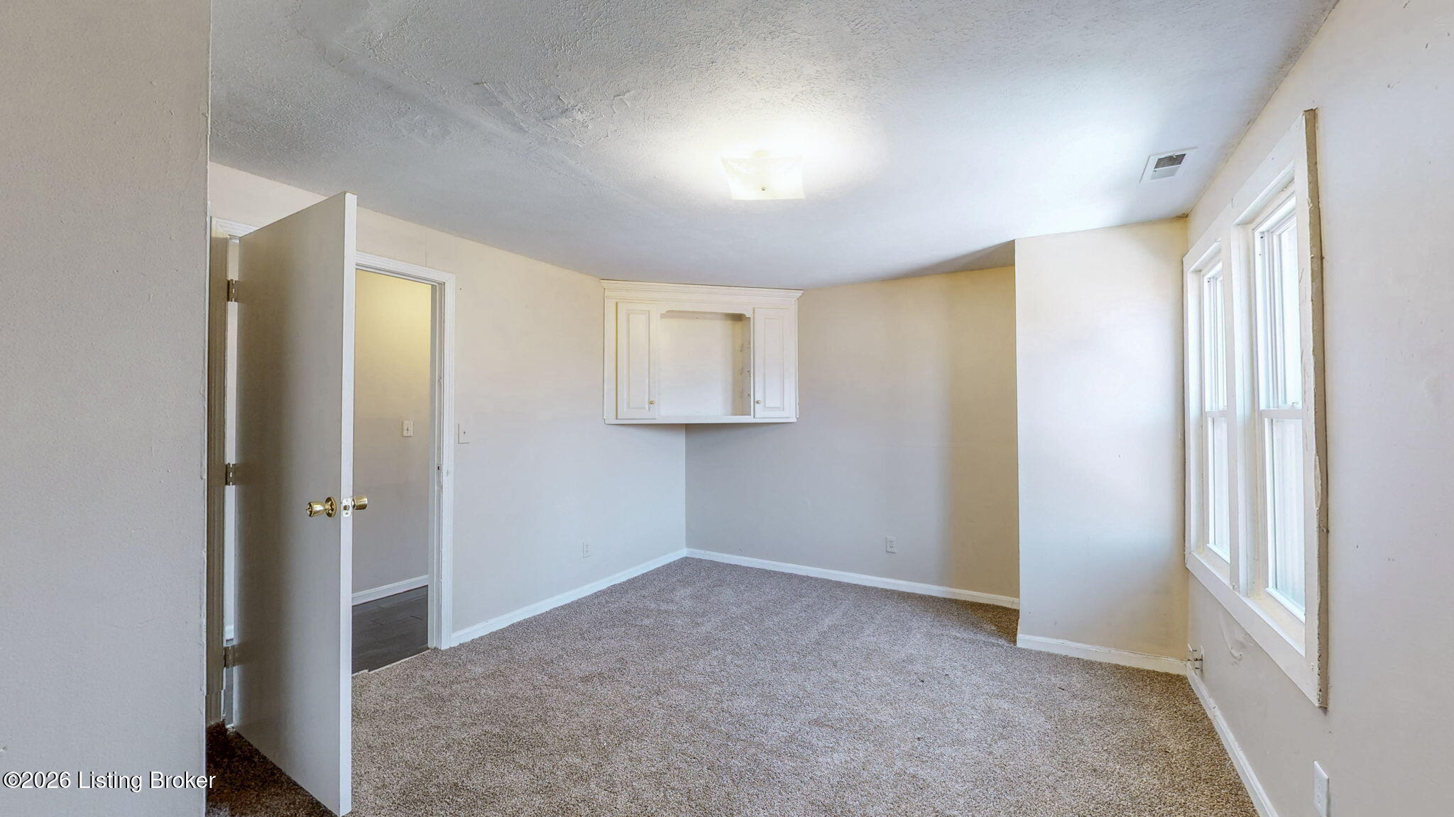 2101 Saint Xavier St