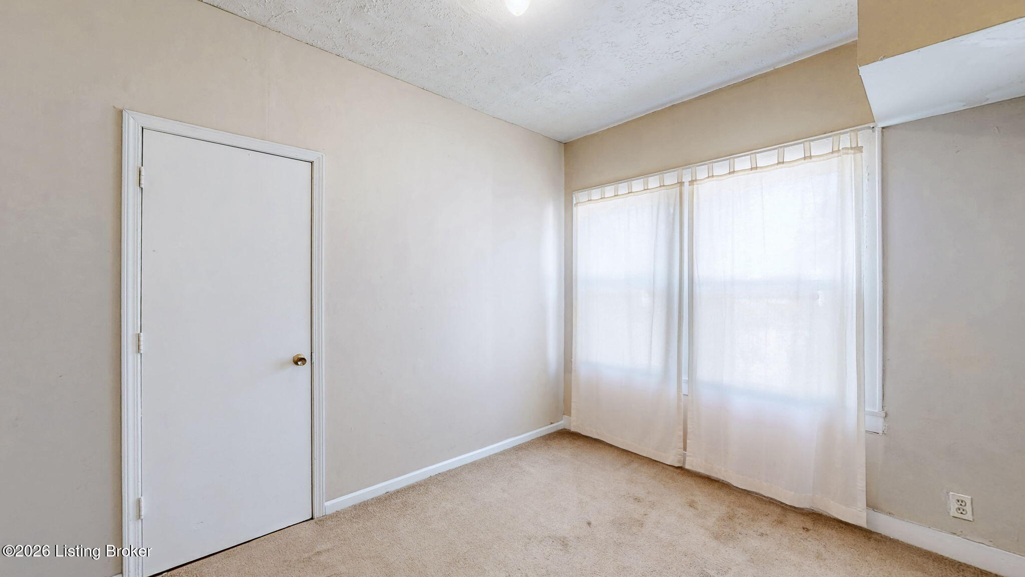 2101 Saint Xavier St