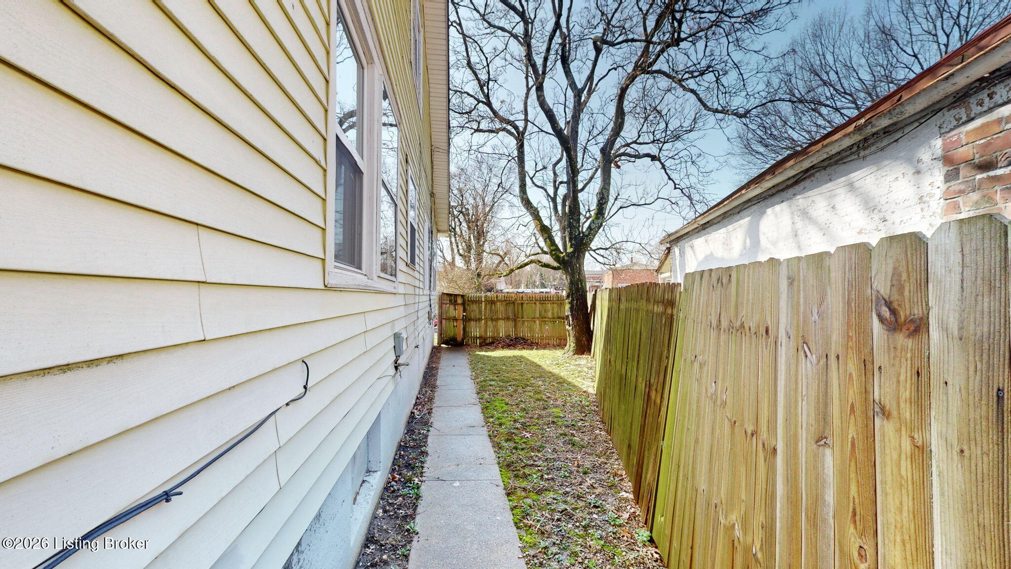 2101 Saint Xavier St
