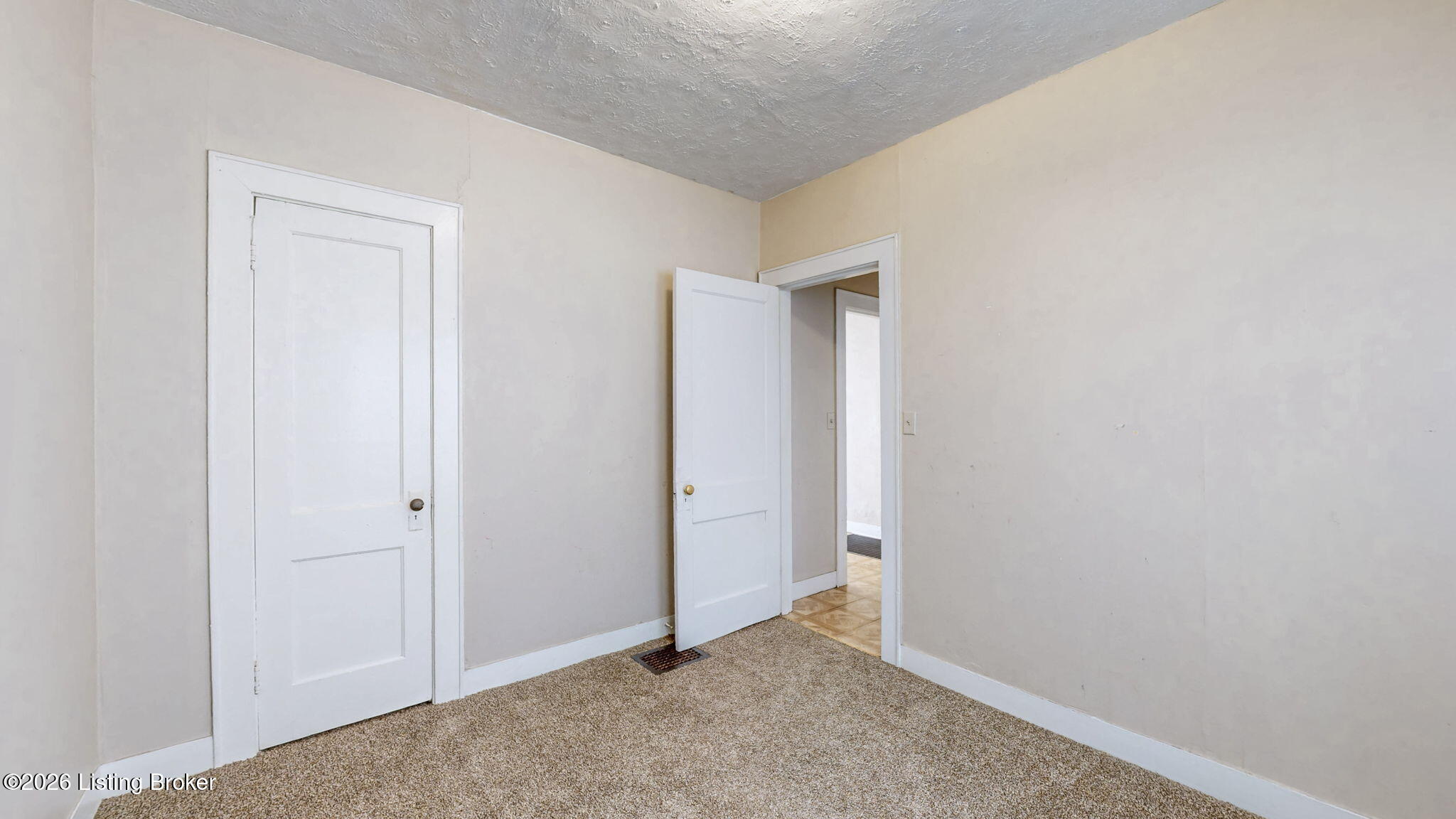 2101 Saint Xavier St