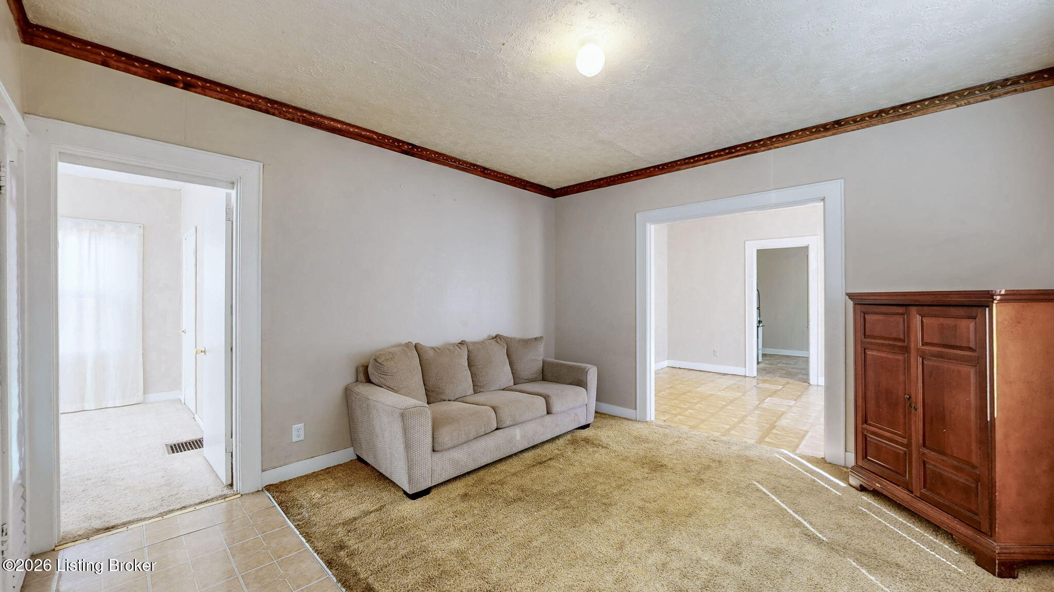 2101 Saint Xavier St