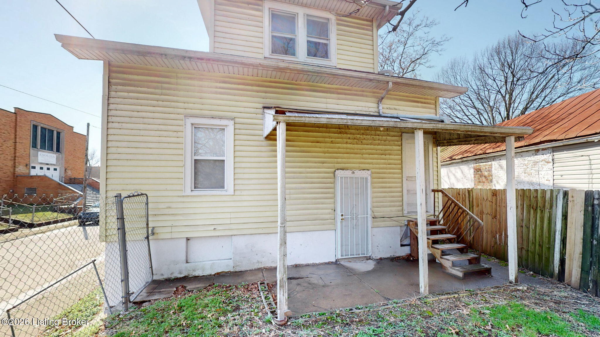 2101 Saint Xavier St