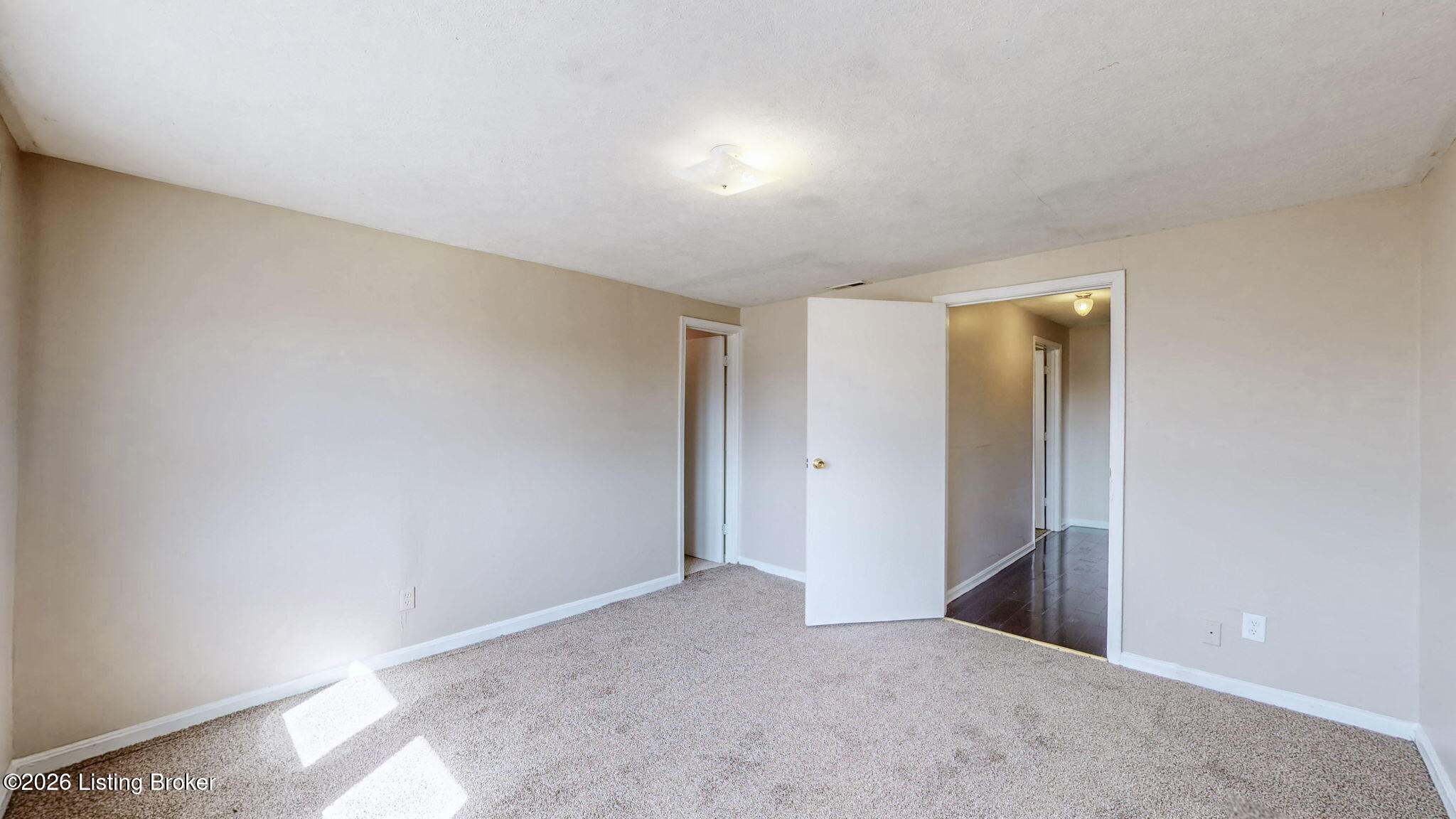 2101 Saint Xavier St