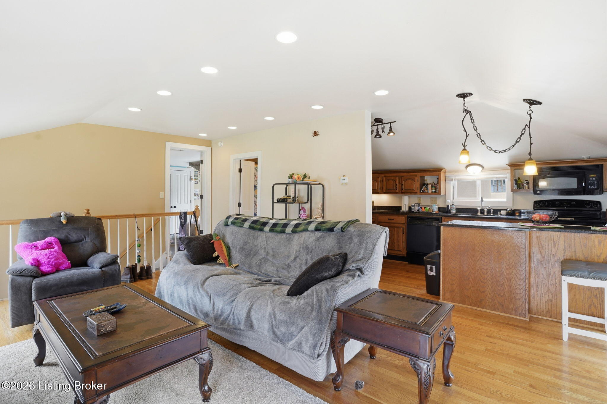 1456 Saint James Ct