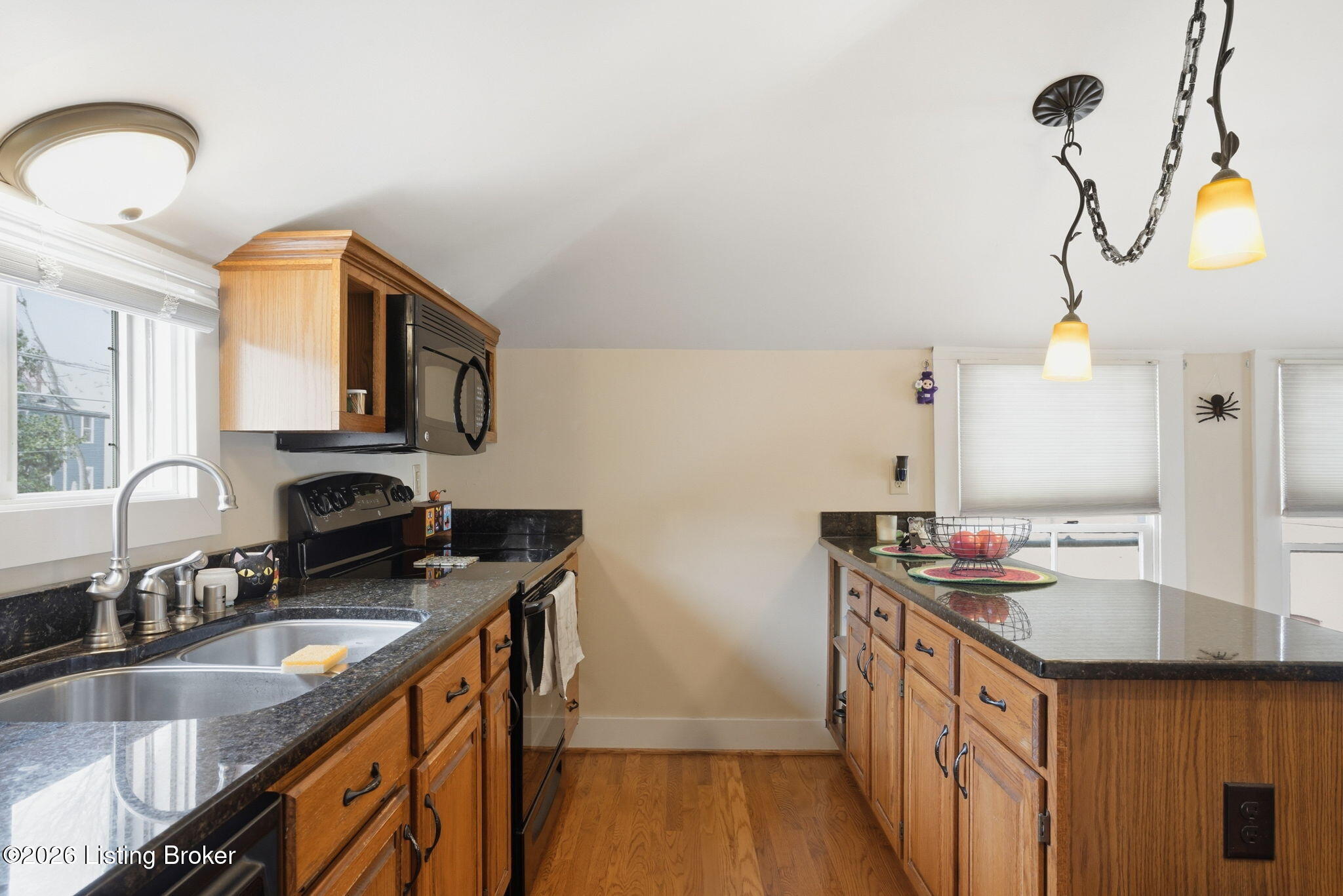1456 Saint James Ct