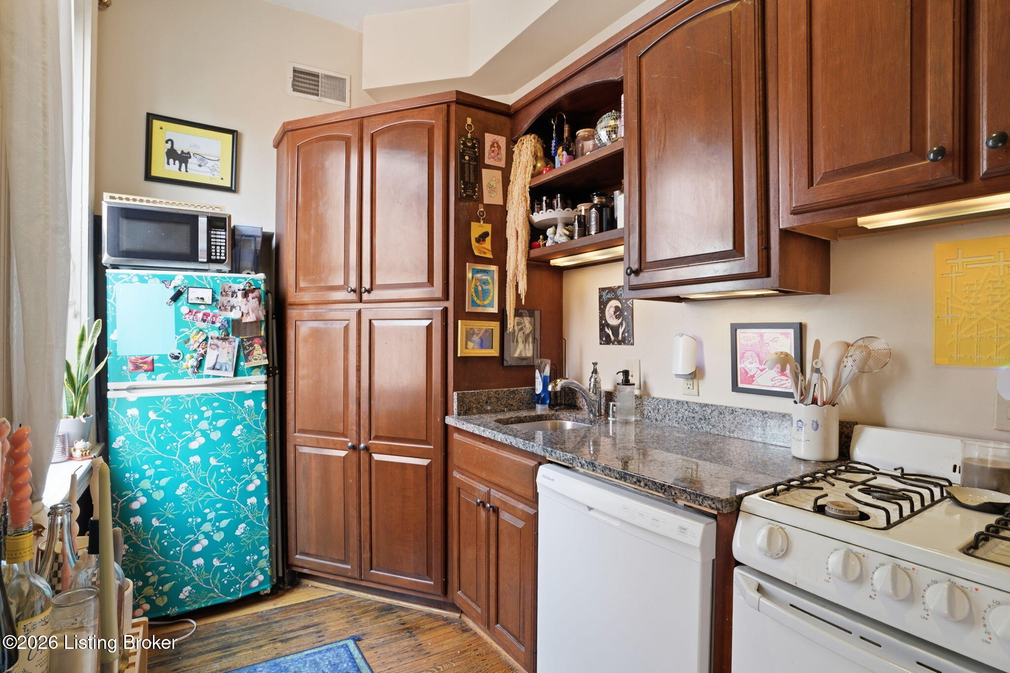 1456 Saint James Ct