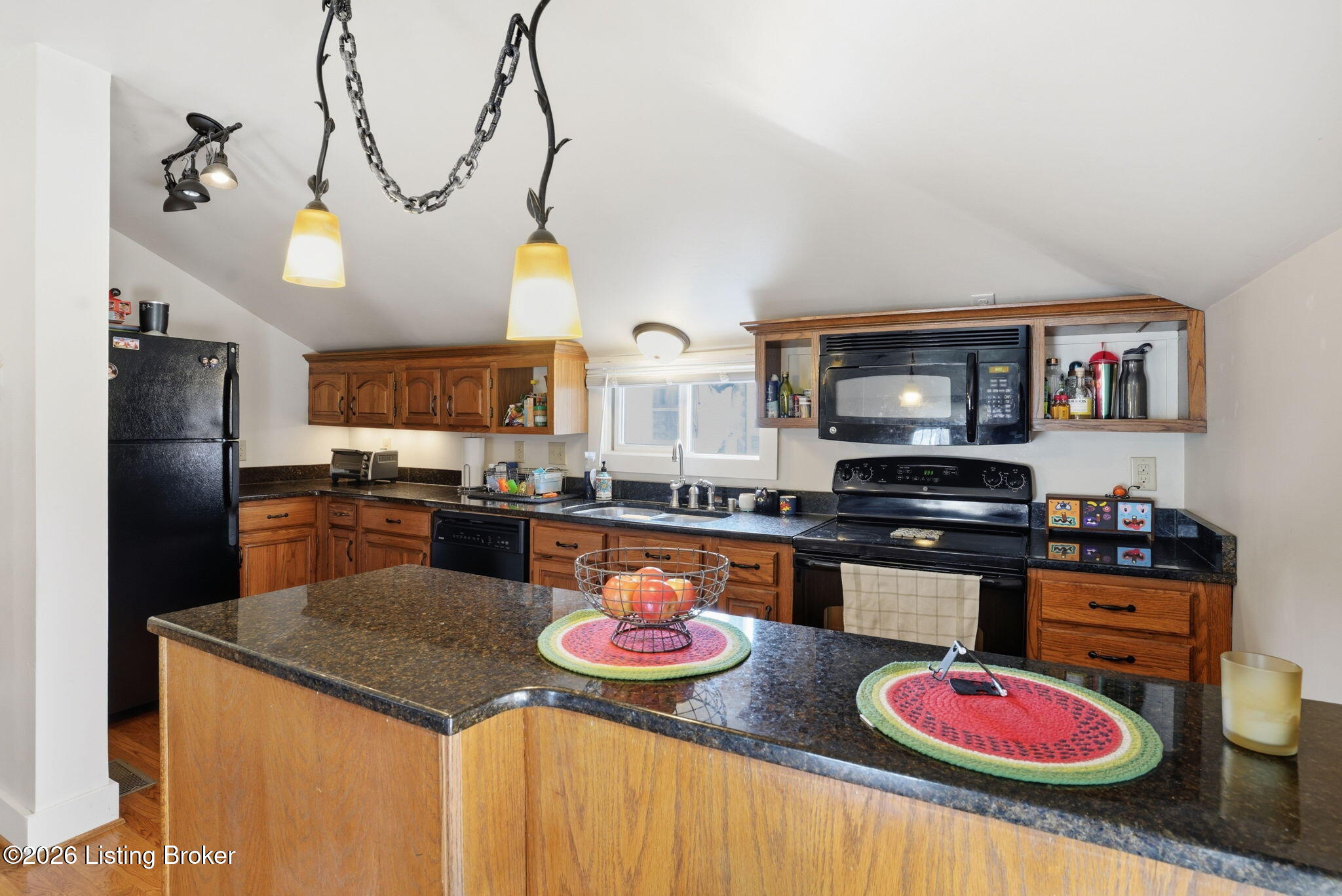 1456 Saint James Ct