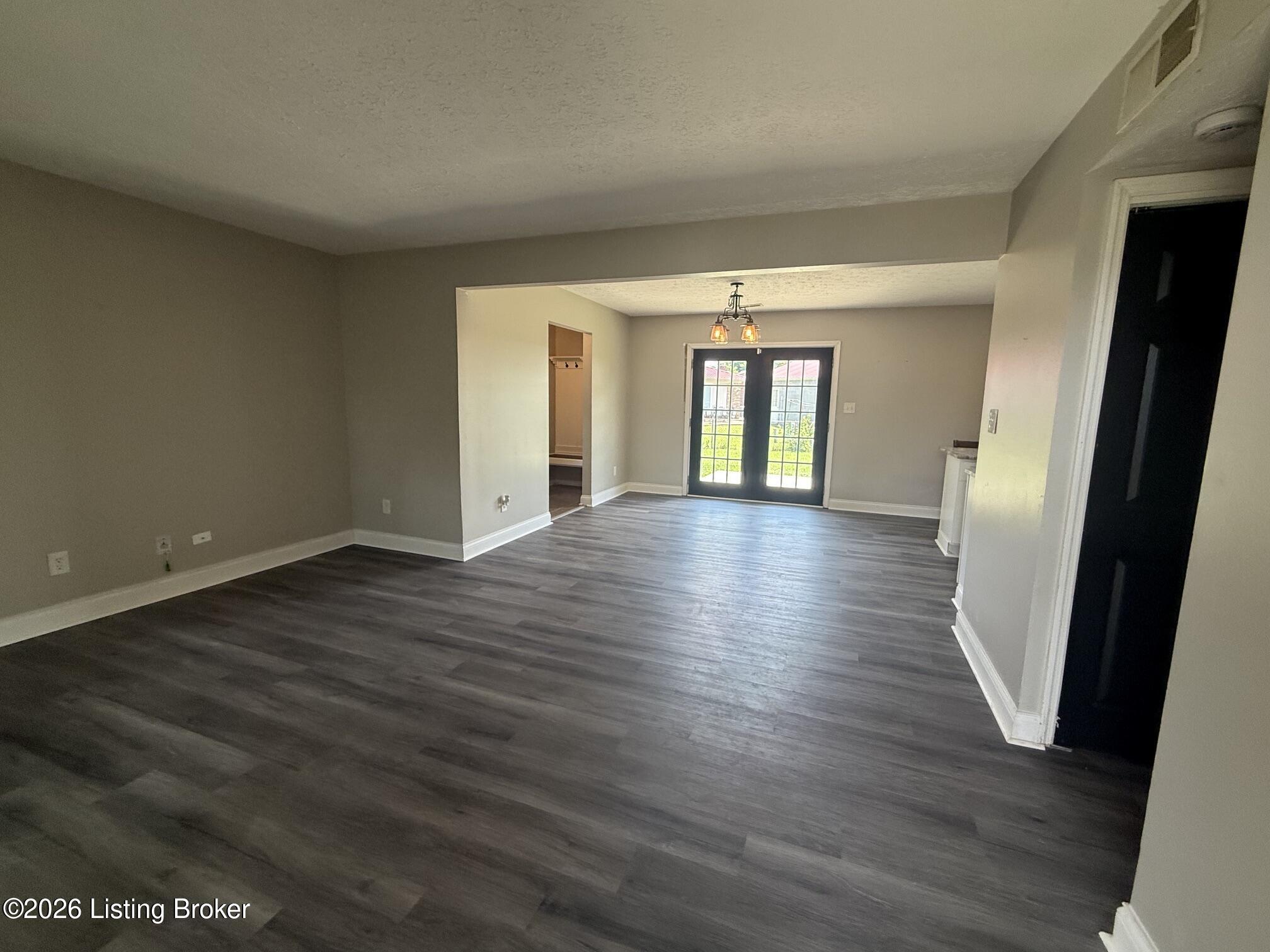 10803 Corbin Ct