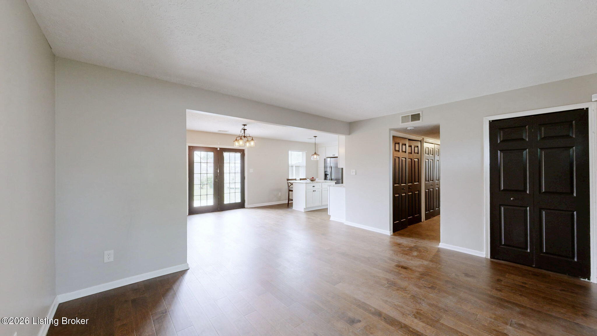 10803 Corbin Ct