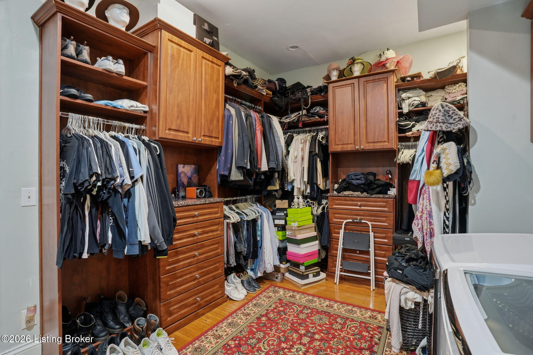 504 Belgravia Ct