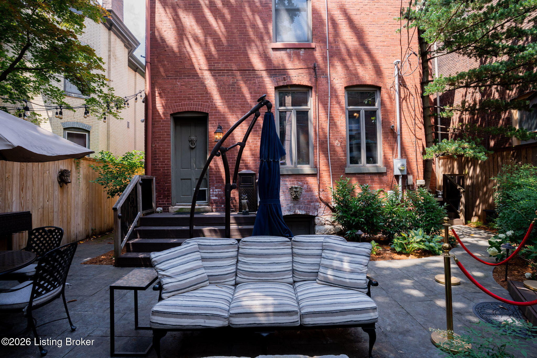 504 Belgravia Ct