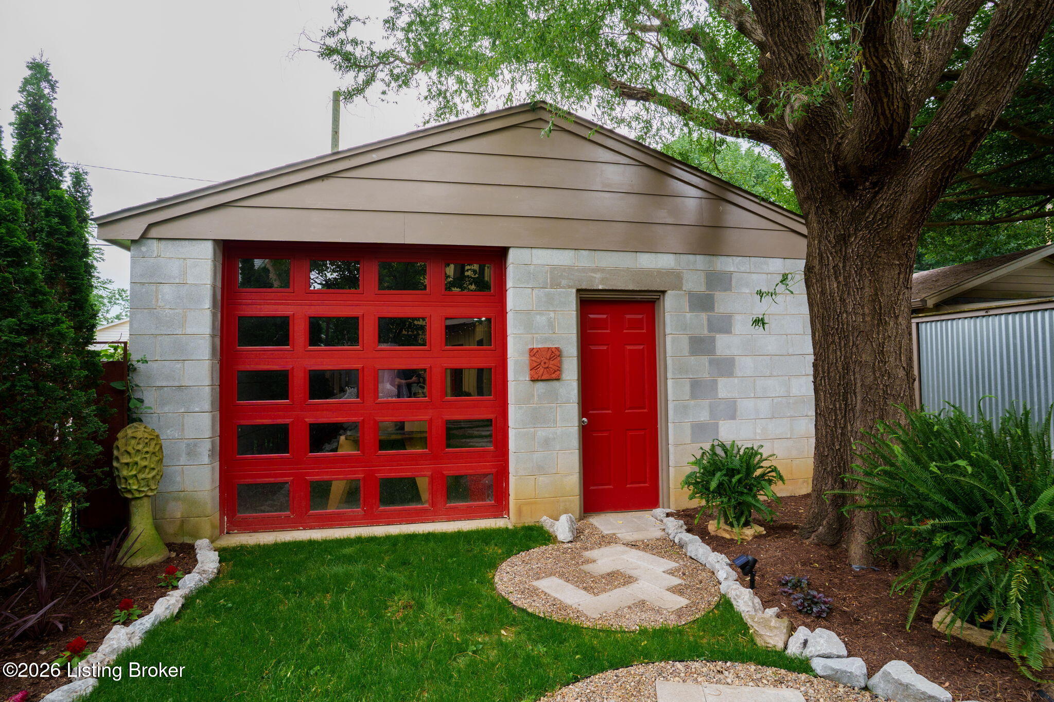 230 S Hite Ave