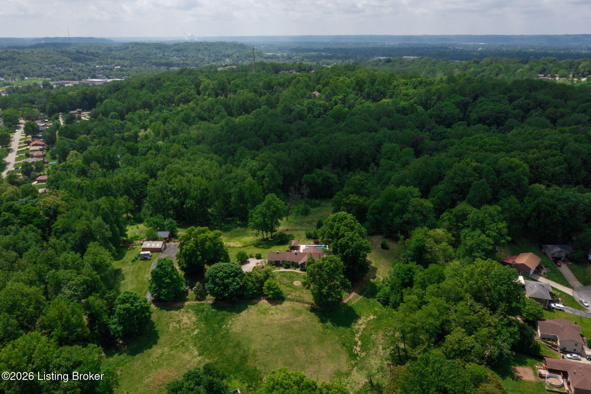 2711 Parkwood Rd