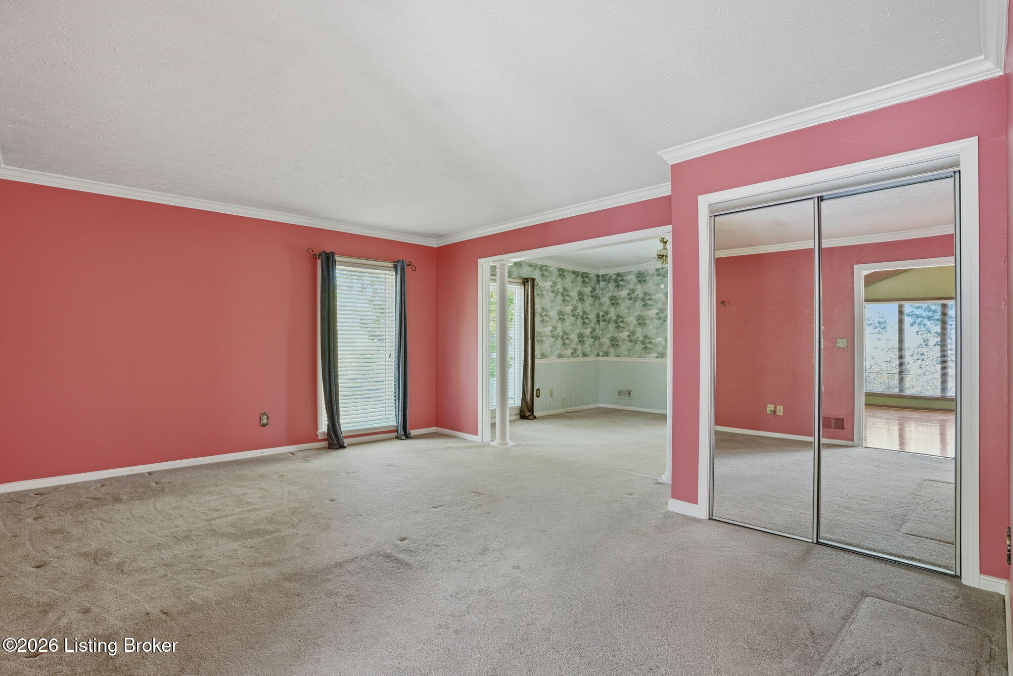 2711 Parkwood Rd