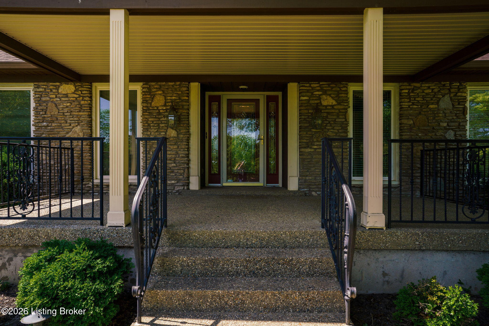 2711 Parkwood Rd