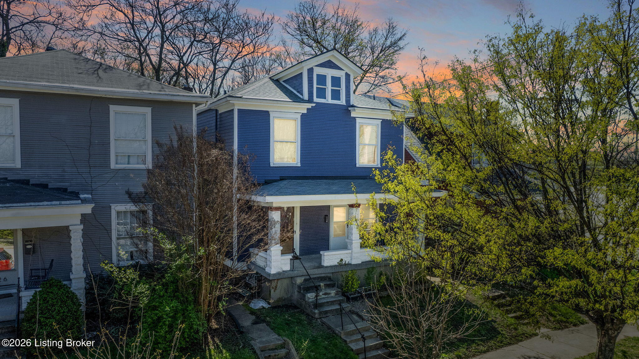 628 W Ormsby Ave