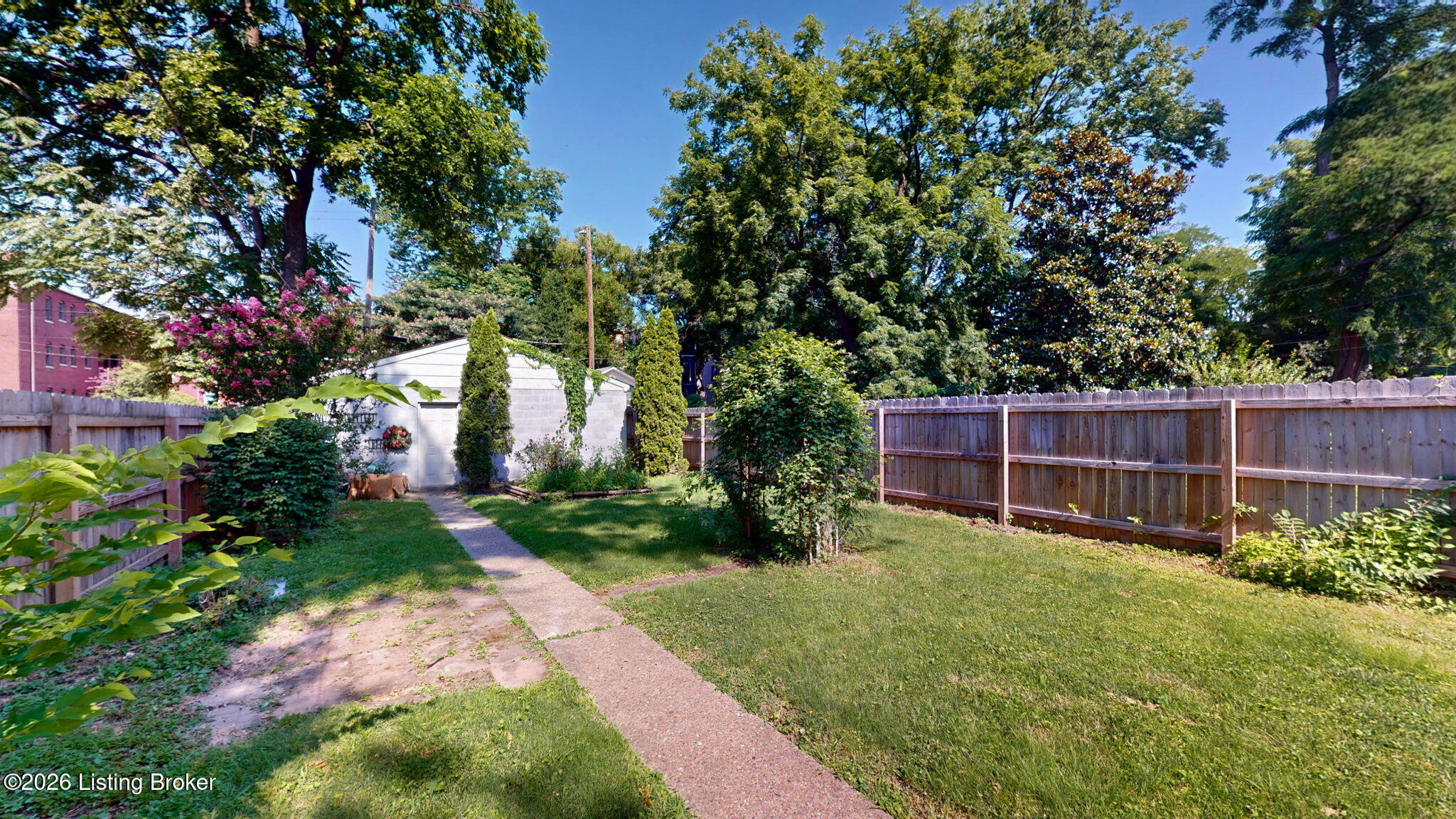 1154 S Brook St
