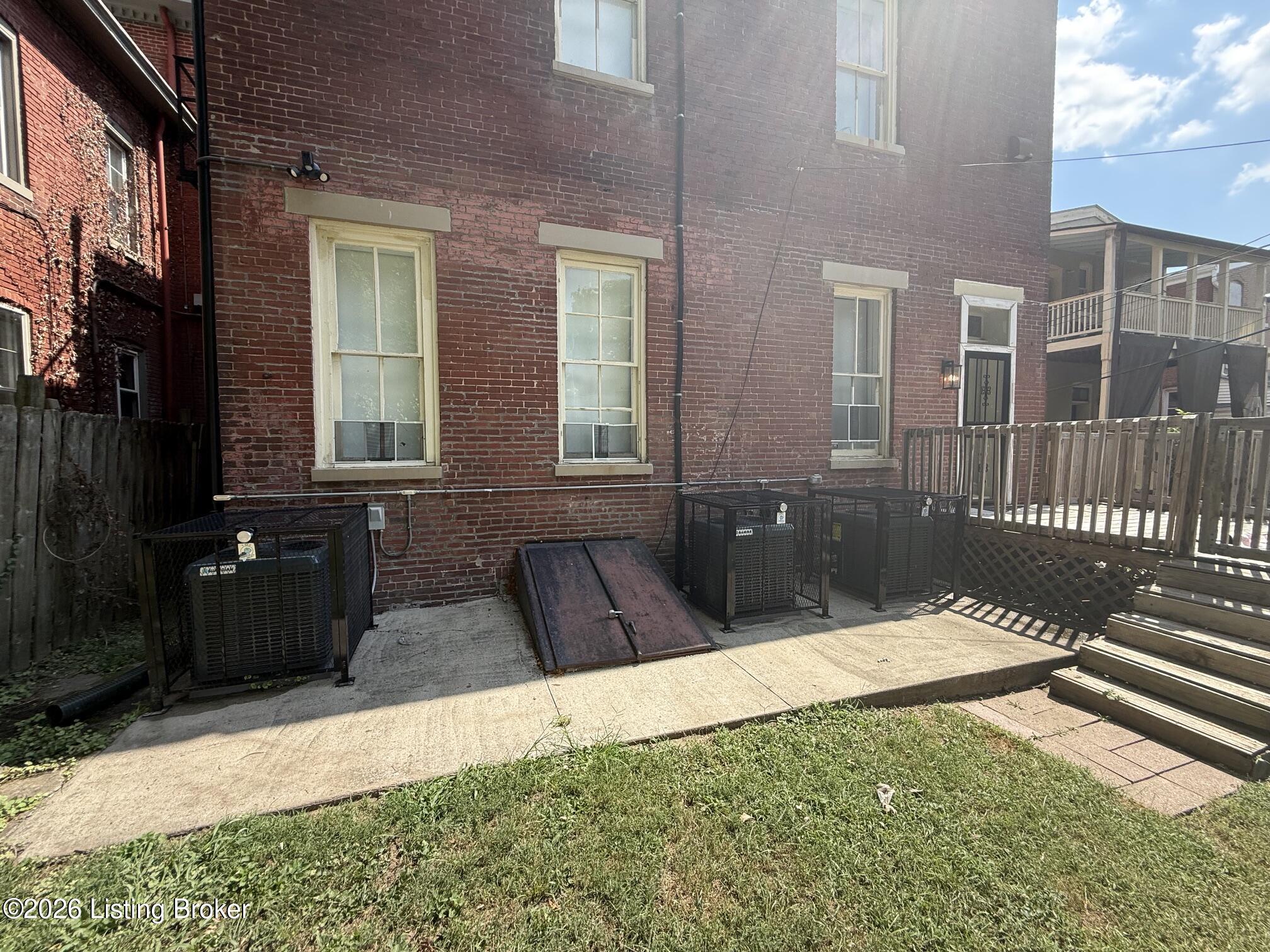 1240 S 1st St