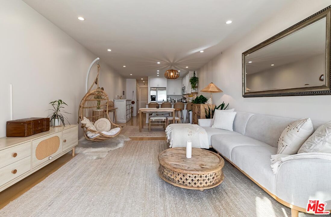 22 Navy St Unit: 206