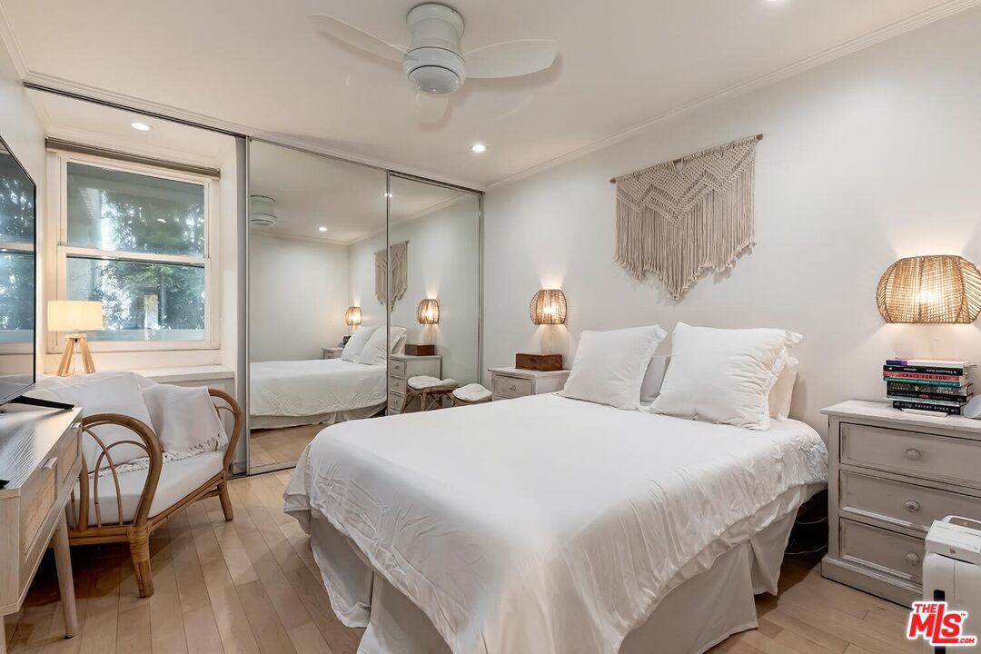 22 Navy St Unit: 206