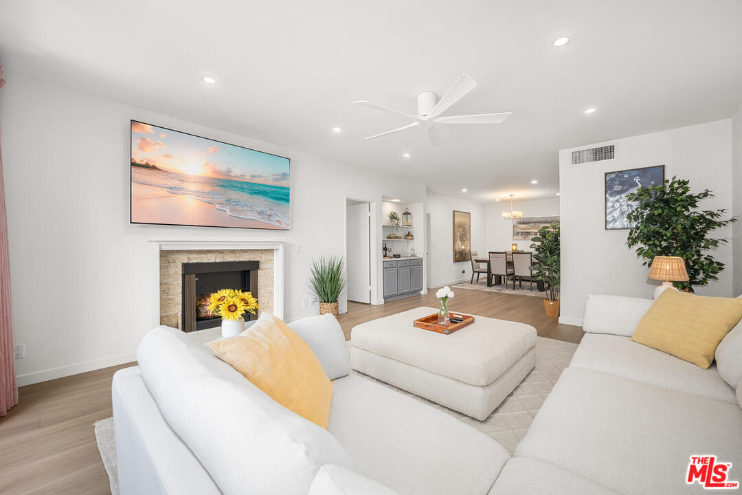 1520 Camden Ave Unit: 101
