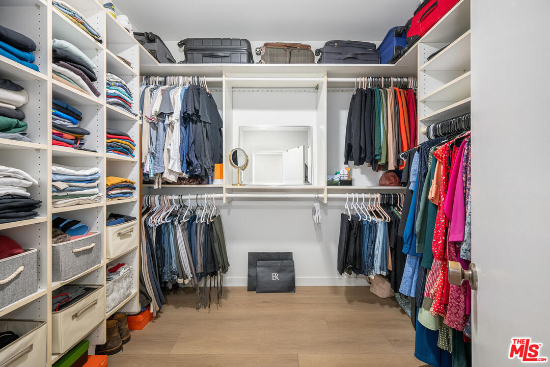 1520 Camden Ave Unit: 101