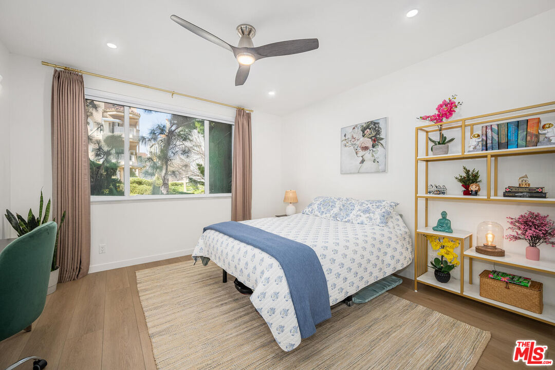 1520 Camden Ave Unit: 101