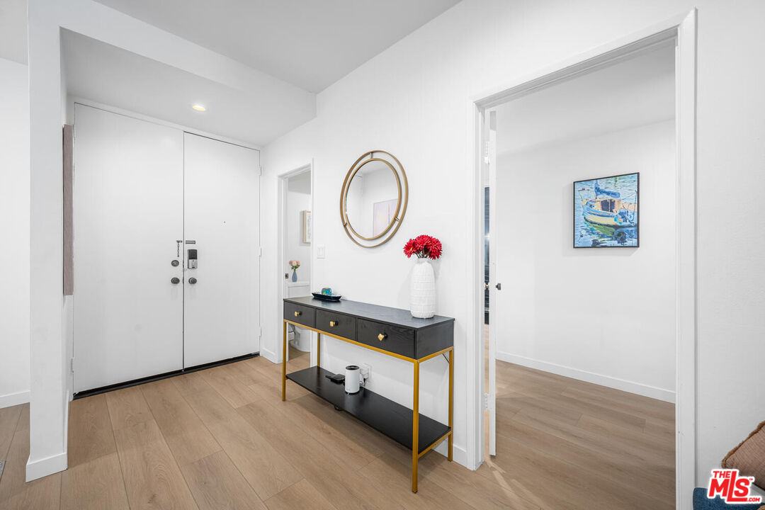1520 Camden Ave Unit: 101
