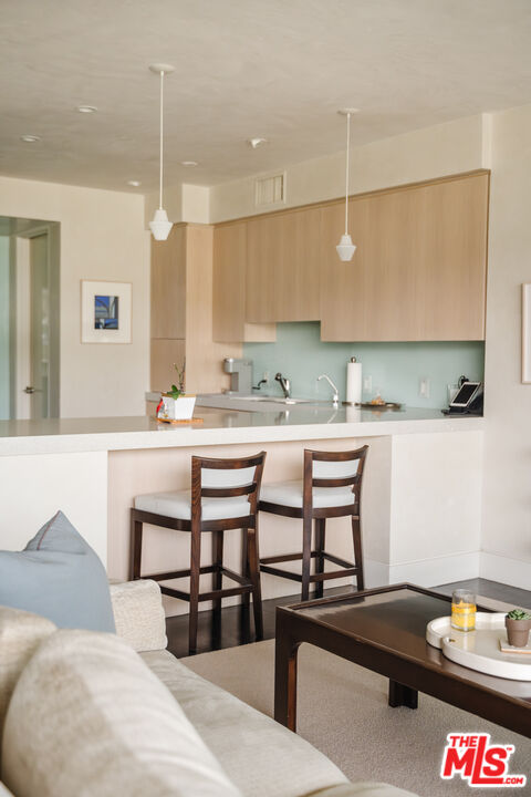 9255 Doheny Rd Unit: 2603