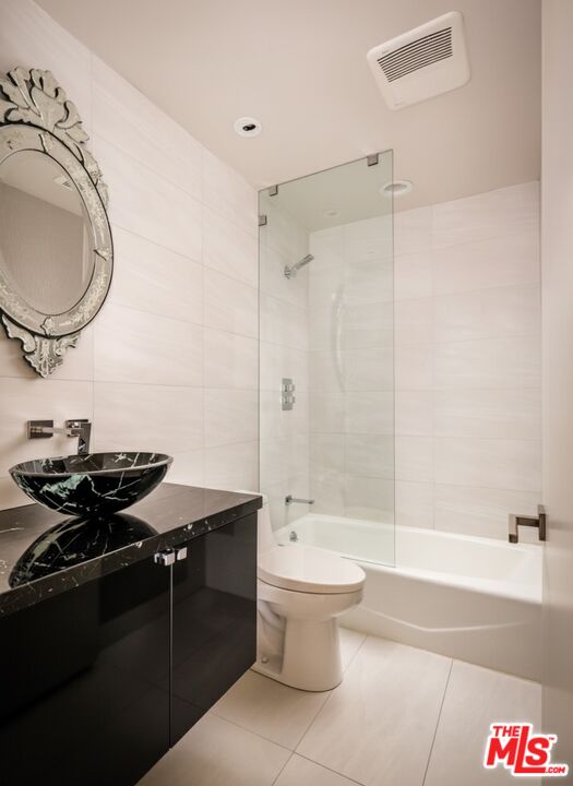 2122 Century Park Ln Unit: 314