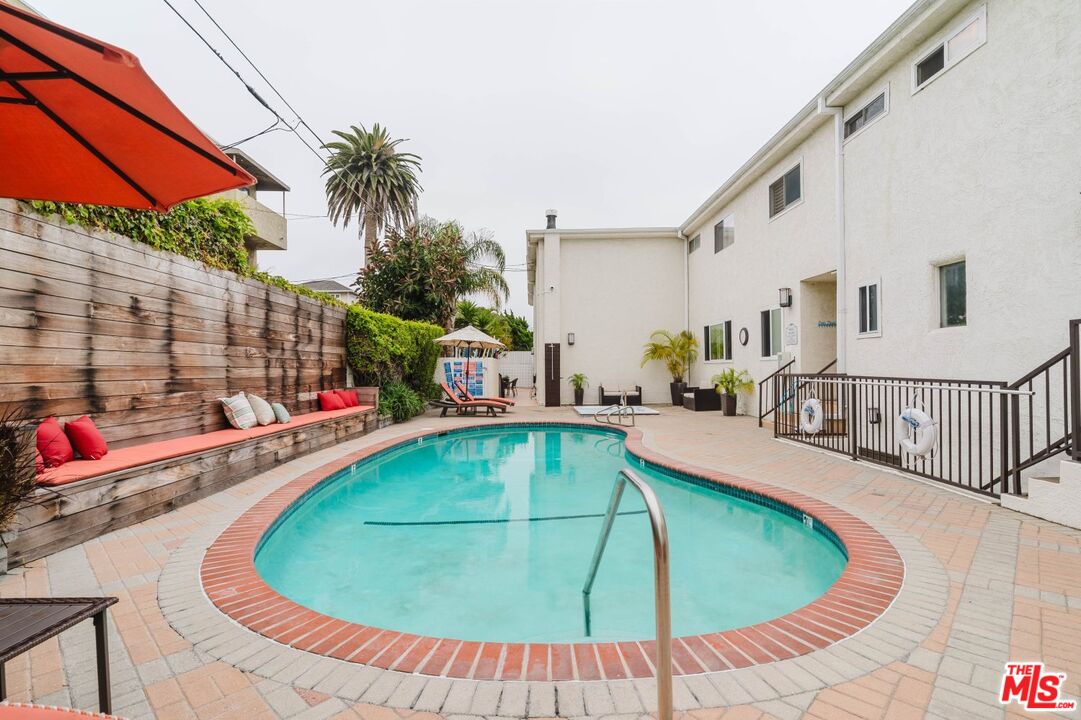 2721 2nd St Unit: 210
