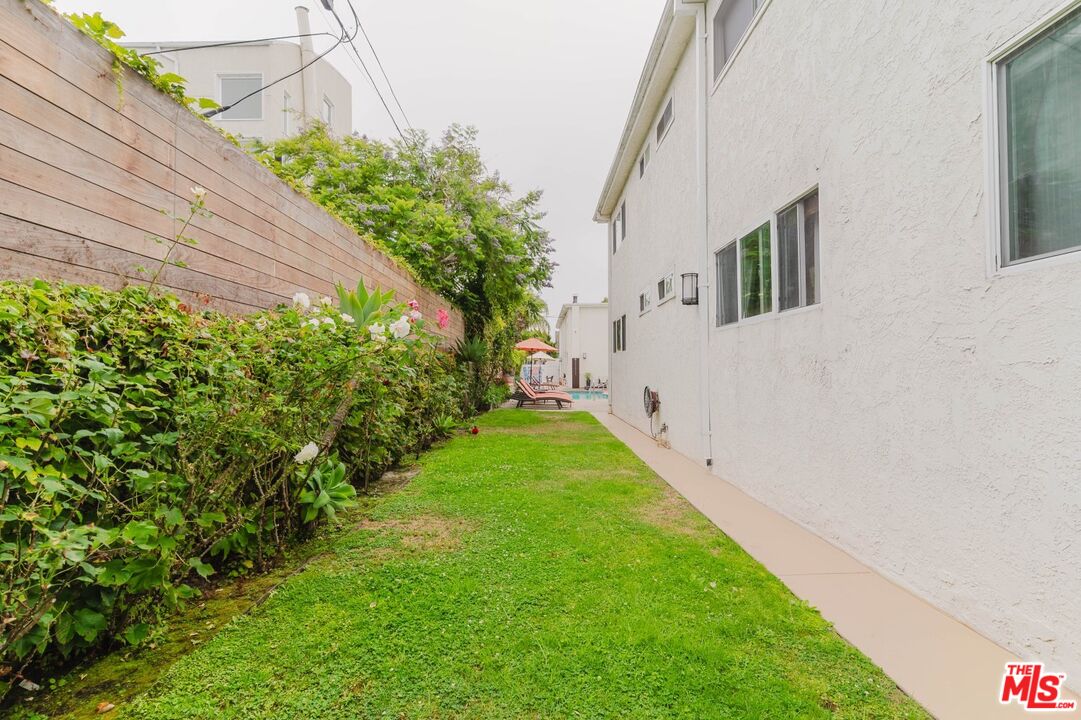 2721 2nd St Unit: 210