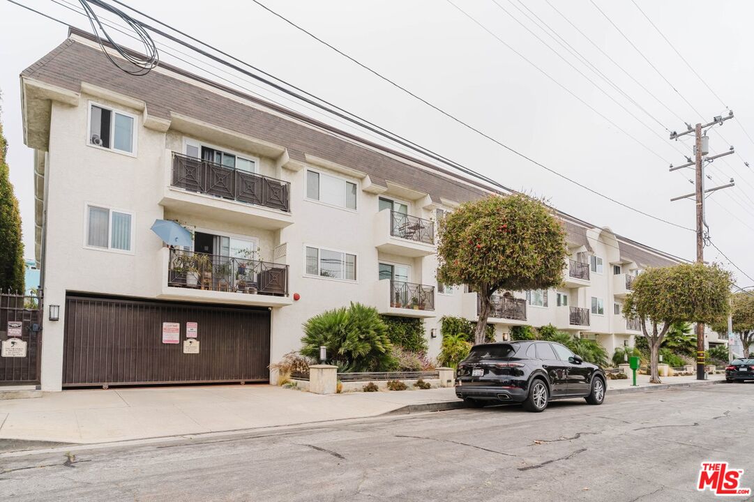 2721 2nd St Unit: 210