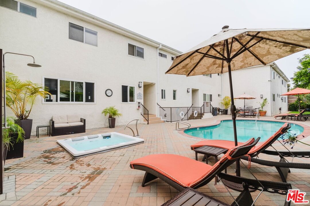 2721 2nd St Unit: 210