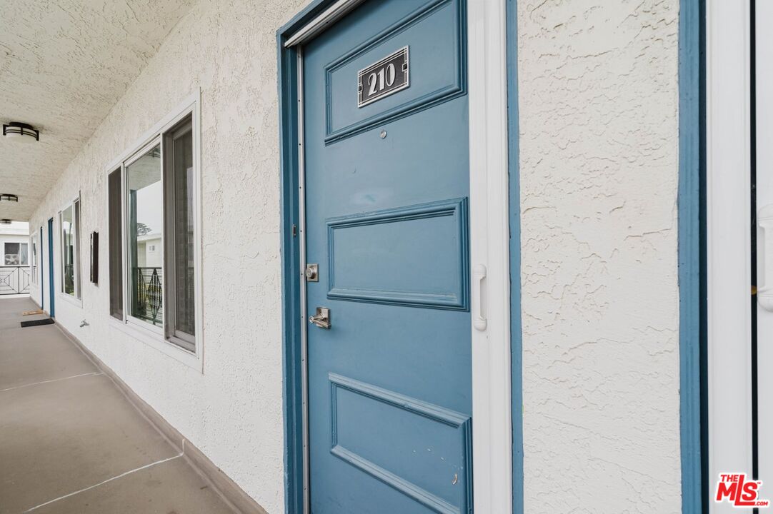 2721 2nd St Unit: 210