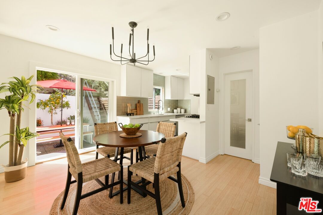 1700 N Occidental Blvd