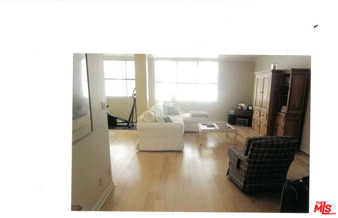 540 Kelton Ave Unit: 101