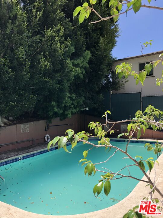 540 Kelton Ave Unit: 101