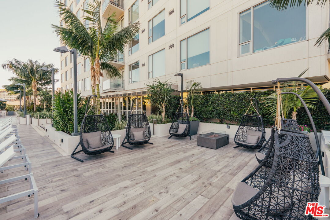 1050 S Grand Ave Unit: 1901