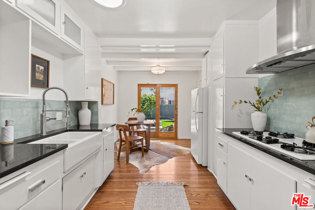 5430 W 76th St